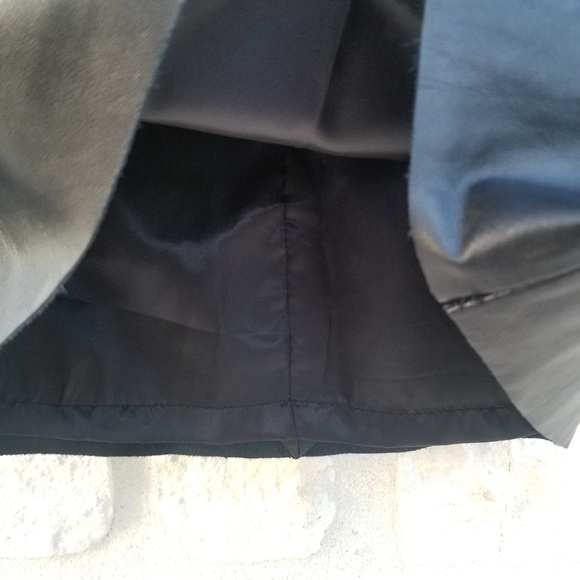 ❤100% Leather Calvin Klein Skirt size 8 - Picture 3 of 8
